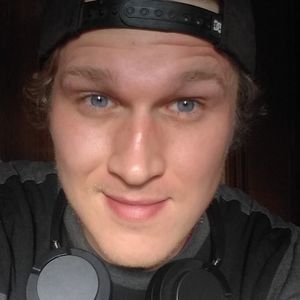 Meet your Posher, Andrew